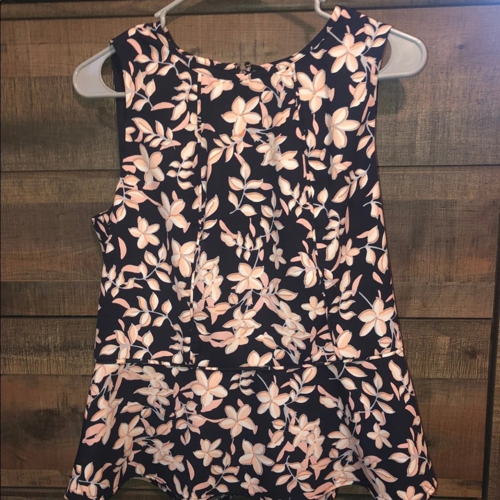 Women’s dressy top banana republic size 8